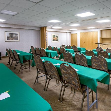 Days Inn By Wyndham Vineland Bagian luar foto