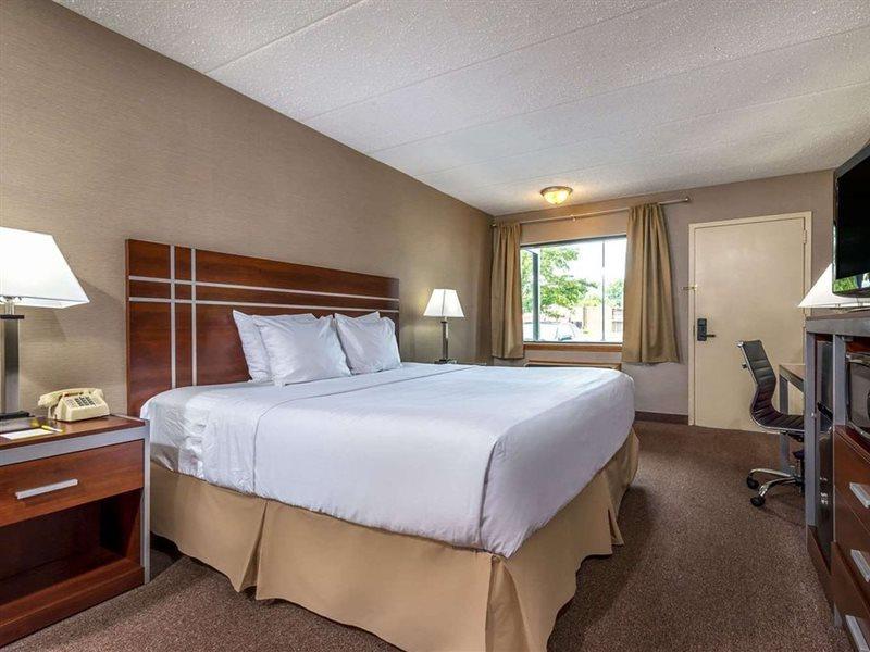 Days Inn By Wyndham Vineland Bagian luar foto