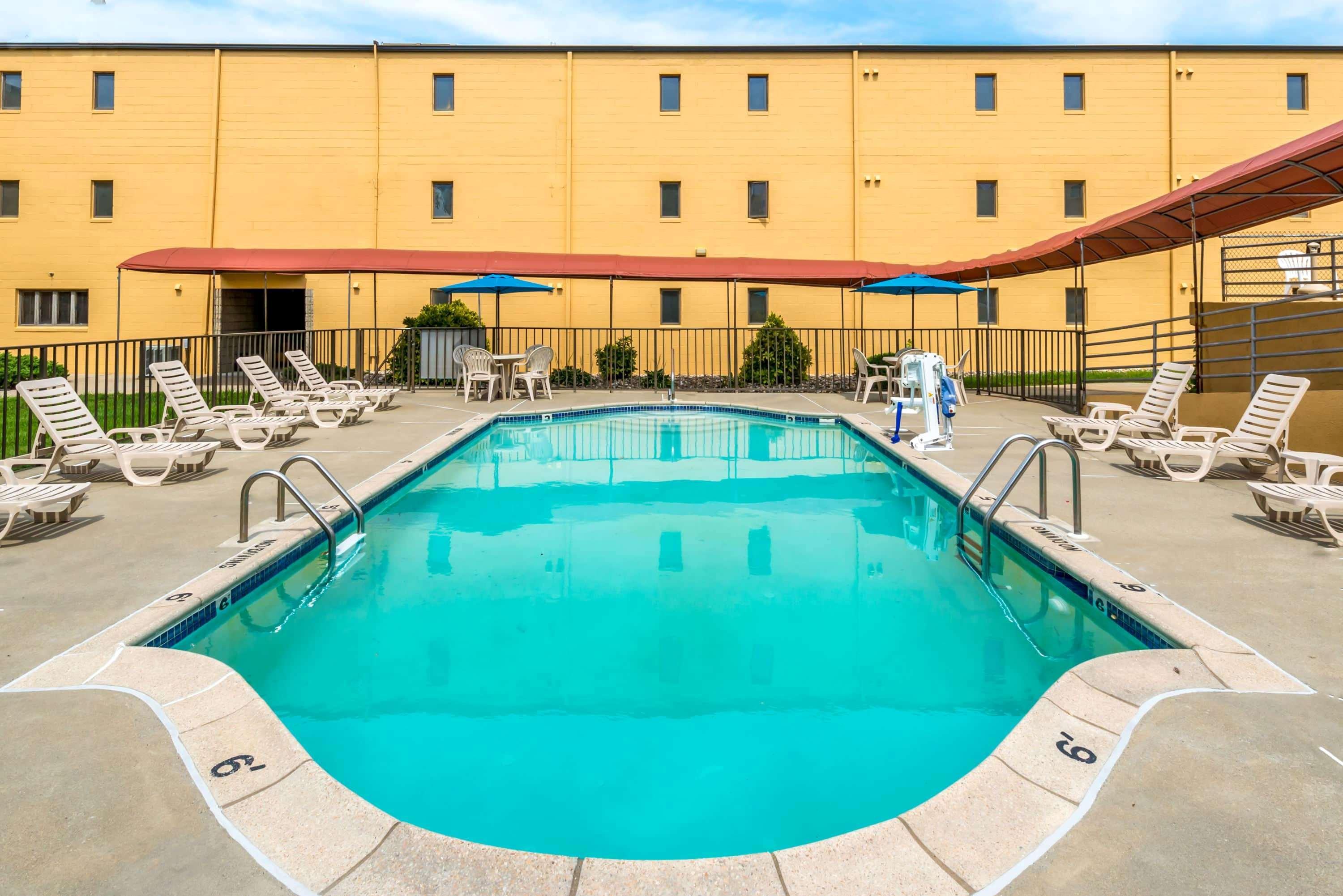 Days Inn By Wyndham Vineland Bagian luar foto