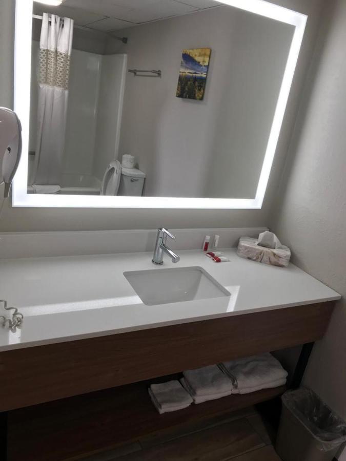 Days Inn By Wyndham Vineland Bagian luar foto