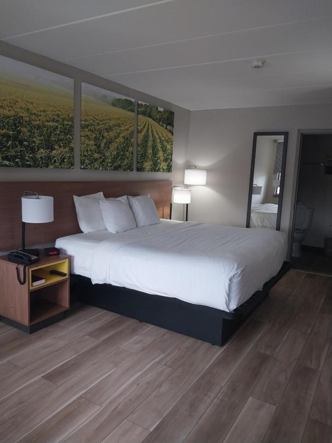 Days Inn By Wyndham Vineland Bagian luar foto