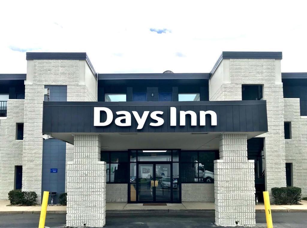 Days Inn By Wyndham Vineland Bagian luar foto